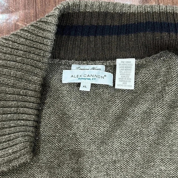 Alex cannon Italian Yarn men’s  sweater - Picture 9 of 9